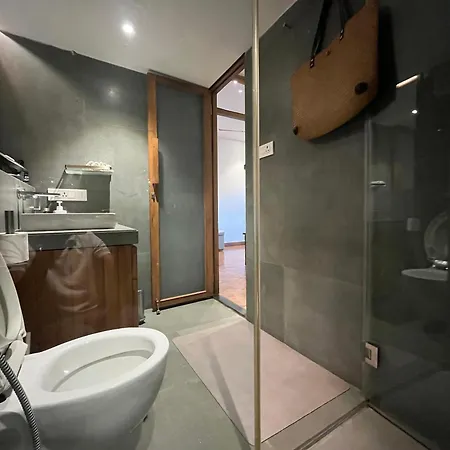 Pali House-bandra Guest house 4*