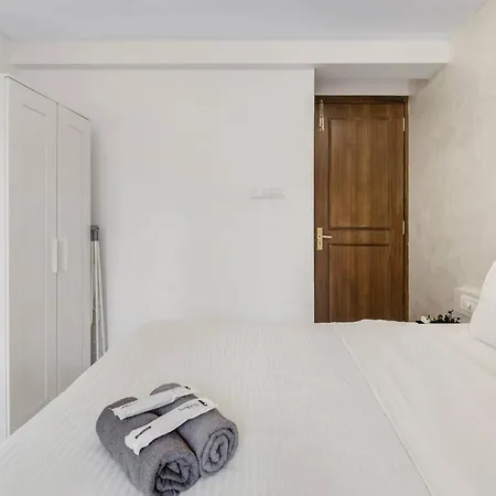 Selene 2bhk Bandra W Apartment Mumbai