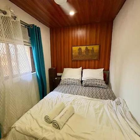 1bhk Close To Bkc Apartment