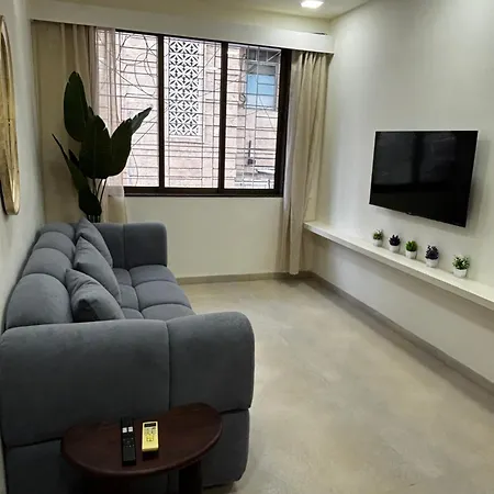 Pearl 1bhk In Bandra W By Square One Apartment