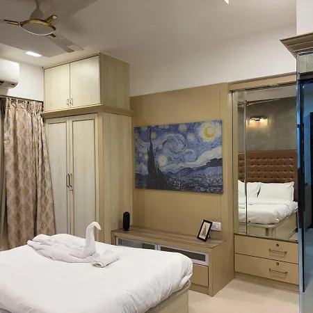 Luxury 2bhk , 5 Min To Bkc , Fast Wifi Apartment *