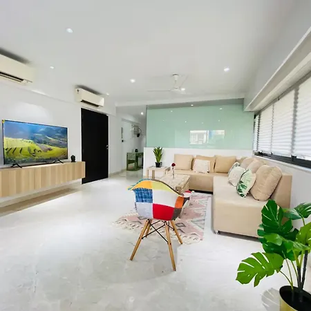 Connekthomes - Luxurious Modern Bliss In Bandra - 6br Apartment Mumbai