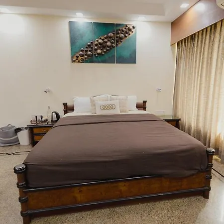 Apartment Bachis Nest Luxury 5bhk With Lawn And Terrace Mumbai