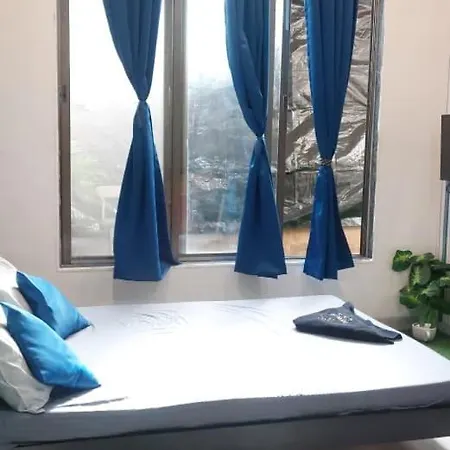 Apartment Iss 506 Private With Balcony Andheri West