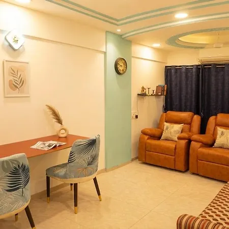 1bhk Recliners 55 Inchs Led Netflix Near Juhu Airport Nanavati Parle Apartment