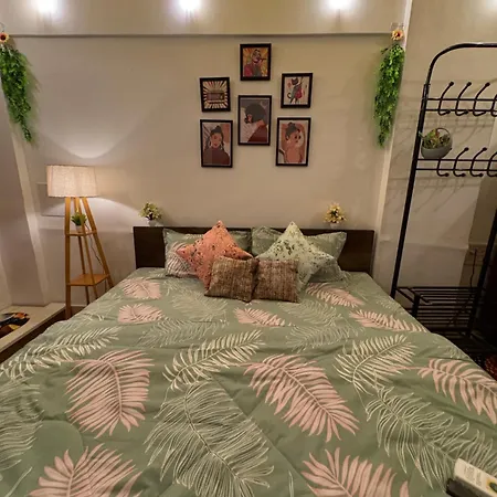 Apartment Still Space Serene Cozy Nest In Pali Hill Bandra *