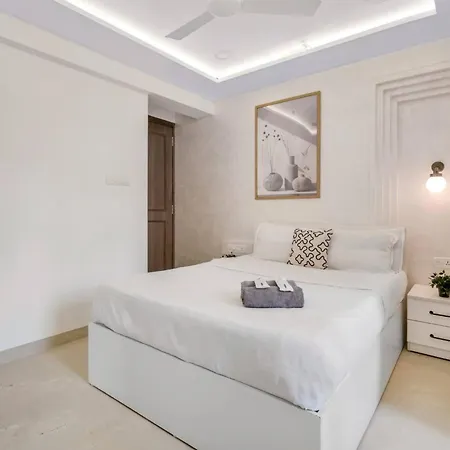 Apartment Selene 2bhk Bandra W