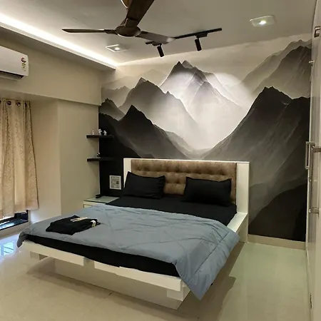 The Royal Abode *