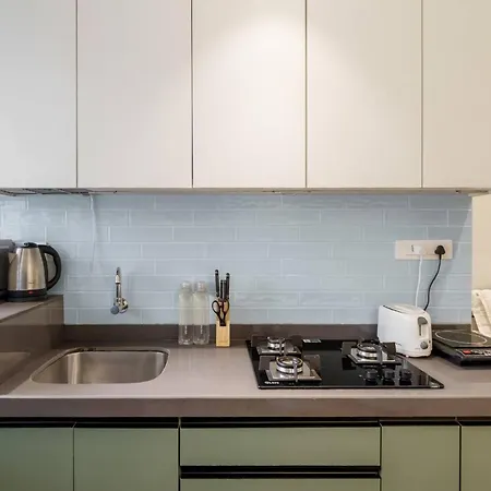 Apartment Sage - Cozy Chic Well-equipped In Bandra Mumbai