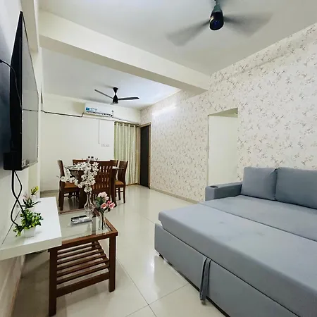 Apartment 2bhk Beside Hiranandini-star Homes Powai *