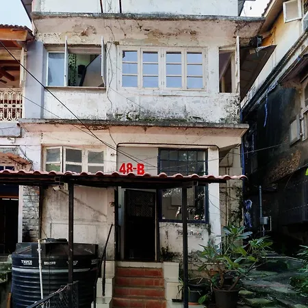 48b Stylish 1bhk Khar With Swing *