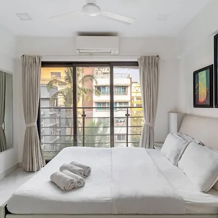 Athena Elegant 2bhk In Khar Gated Connected Mumbai