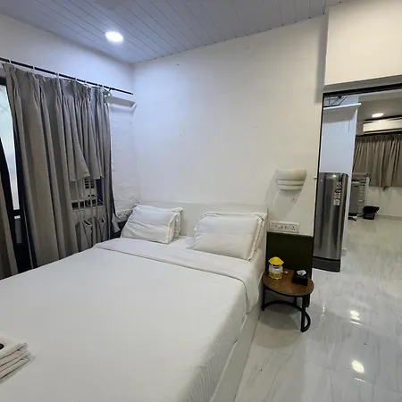 Apartment Calisto 2bhk Khar W