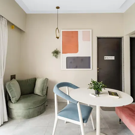 Mezzo Pvt 3bhk In Bandra By Square One Apartment