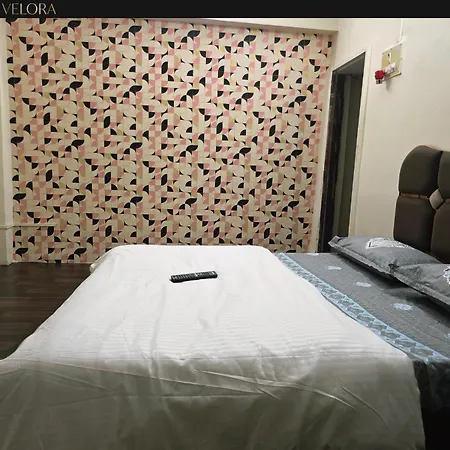 Furnished Bedroom In Andheri East, Peaceful