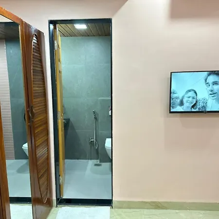 Stayluxe & Near Bkc, Chembur