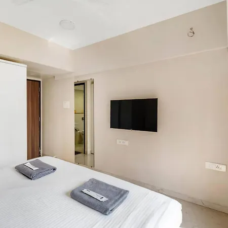 Apartment Tao B Cozy Private In Shared 3bhk Mumbai
