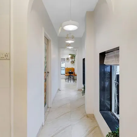 Apartment Aleo: Private 1 Bhk In Charming Mumbai
