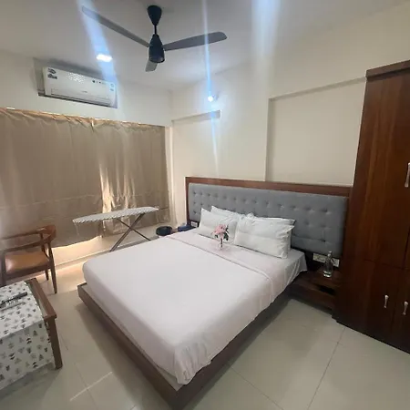 2bhk Beside Hiranandini-star Homes Powai *