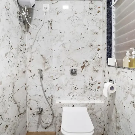Zara Chic 1 Bhk Bandra W Gated 247 Security Mumbai
