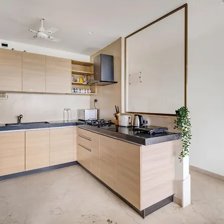 Amalfi 1 Bhk In Bkc - Stylish Secure Living Apartment *