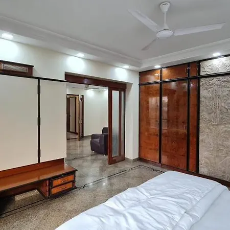 Bachis Nest Stylish 3bh Heritage Vibe Apartment