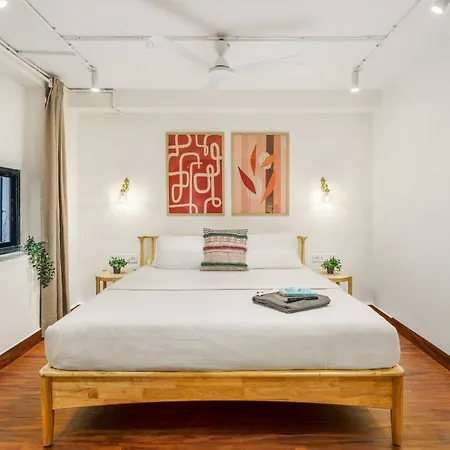 48b Stylish 1bhk Khar With Swing Apartment