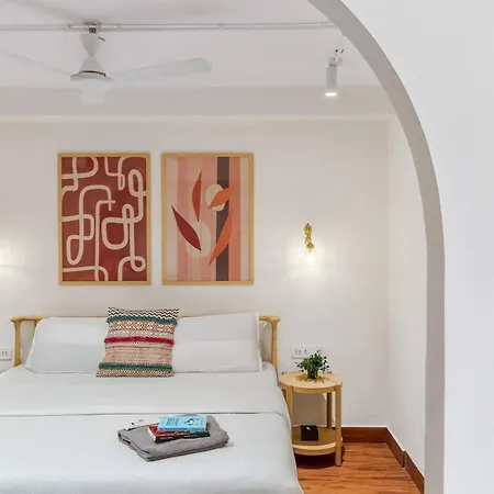 48b Stylish 1bhk Khar With Swing Apartment Mumbai