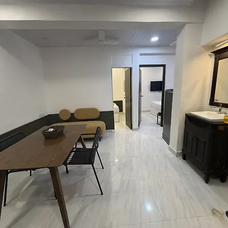 Apartment Calisto 2bhk Khar W *