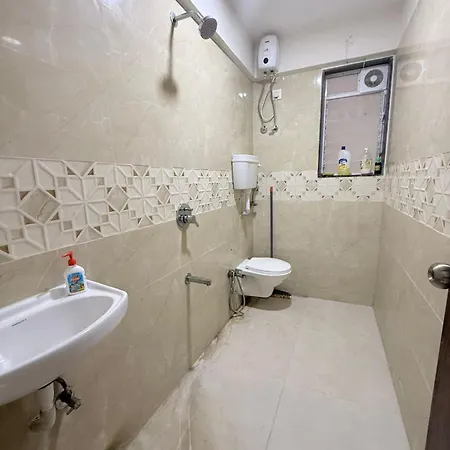 Apartment 2bhk In Versova *