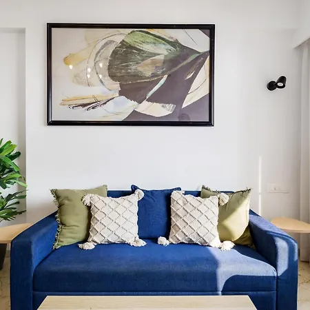 Anya 2bhk Near Bkc By Square One * Mumbai