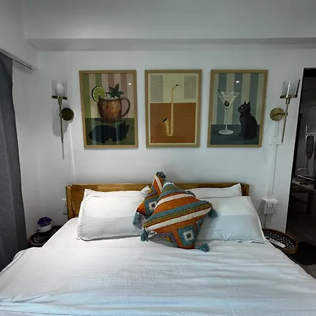 Eden 1bhk In Bandra W By Squareone