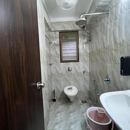 Apartment Luxury 2bhk , 5 Min To Bkc , Fast Wifi *