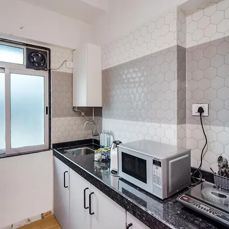 Nova Chic 1 Bhk Bandra W Gated 247 Security Mumbai