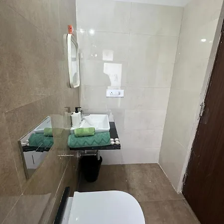 2bhk Service In Malad By Florastays *