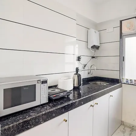 Zara Chic 1 Bhk Bandra W Gated 247 Security Mumbai