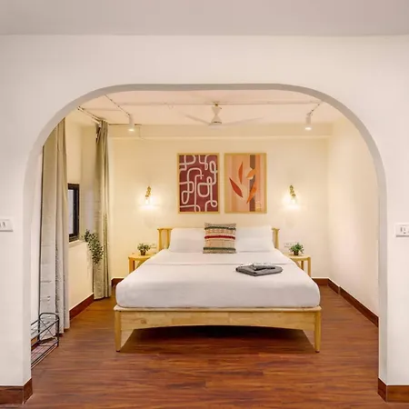 Apartment 48b Stylish 1bhk Khar With Swing