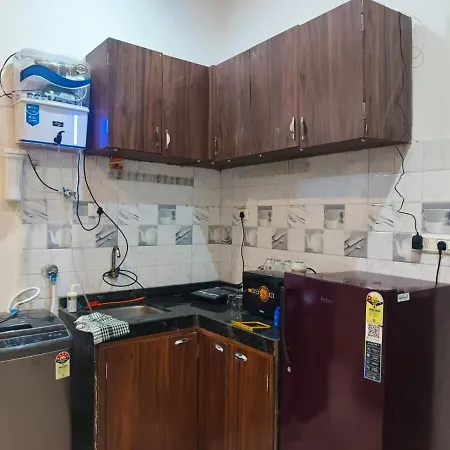 Iss 506 Private With Balcony Andheri West Apartment