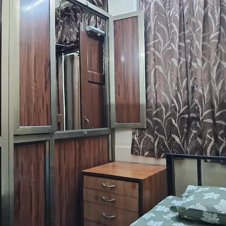Apartment Alpha Business Men Ac Near Airport & Bkc Mumbai