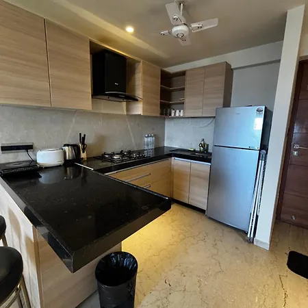 Apartment Ov Premium Near Bkc By Square One Mumbai