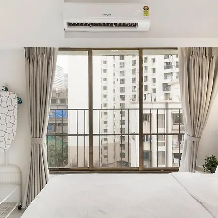 Evara 1bhk In Khar W By Square One Apartment *