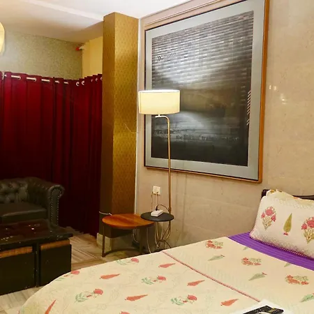 Annapurna Apple -4 Kitchen Apartment Mumbai