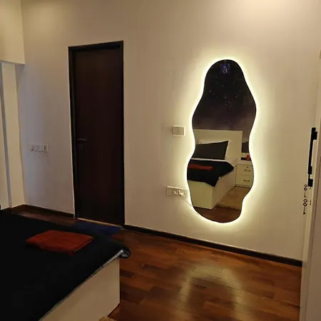 It's Black & White Apartment *