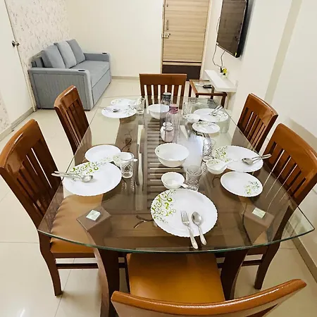 2bhk Beside Hiranandini-star Homes Powai Apartment *
