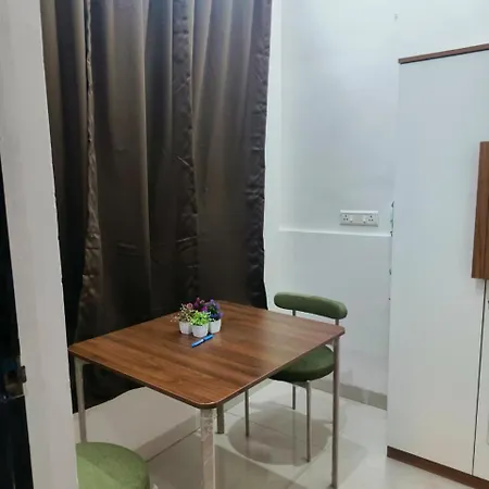 Iss 506 Private With Balcony Andheri West Apartment *
