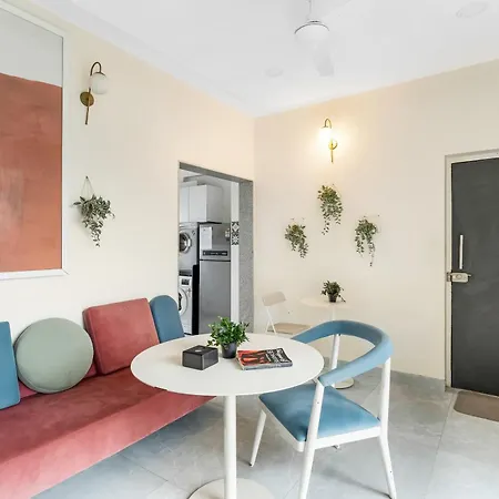Apartment Mezzo Pvt 3bhk In Bandra By Square One
