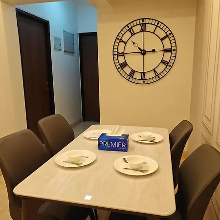 Apartment The Crest Bkc *