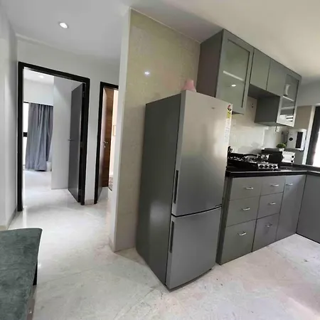 Connekthomes - Luxurious Modern Bliss In Bandra - 6br *