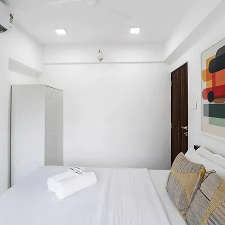 Zara Chic 1 Bhk Bandra W Gated 247 Security Apartment *