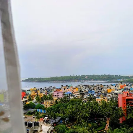 Luxury Mahal Majesty L Urban Escape L Ocean View Apartment *